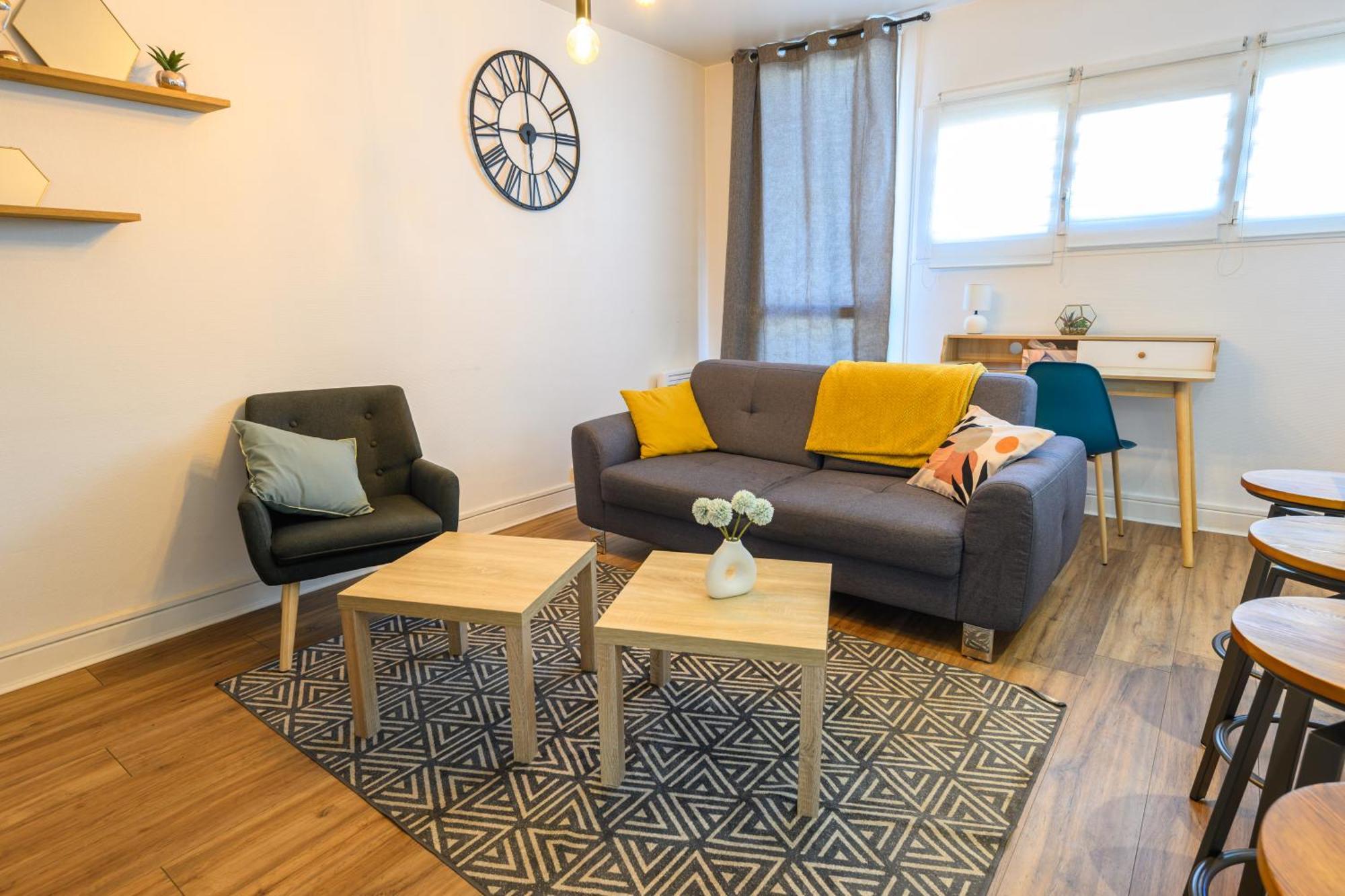 Grand Appartement Avec Balcon Hyper - Centre טרבה מראה חיצוני תמונה